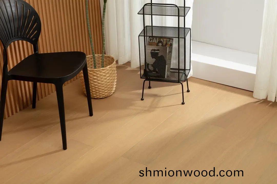 夏季(ji)實(shi)木地闆(ban)怎麼保養？簡(jian)單(dan)4招，可(ke)多(duo)使(shi)用(yong)20年